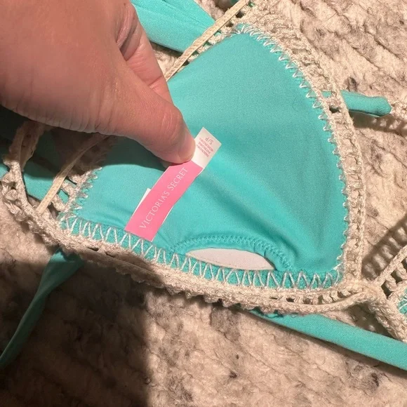 Victorias Secret Blue Crochet Bikini Top Small - Picture 2 of 9